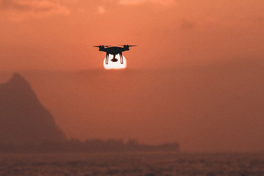 Bij het gebruik van drones in fotografie is licht van cruciaal belang.