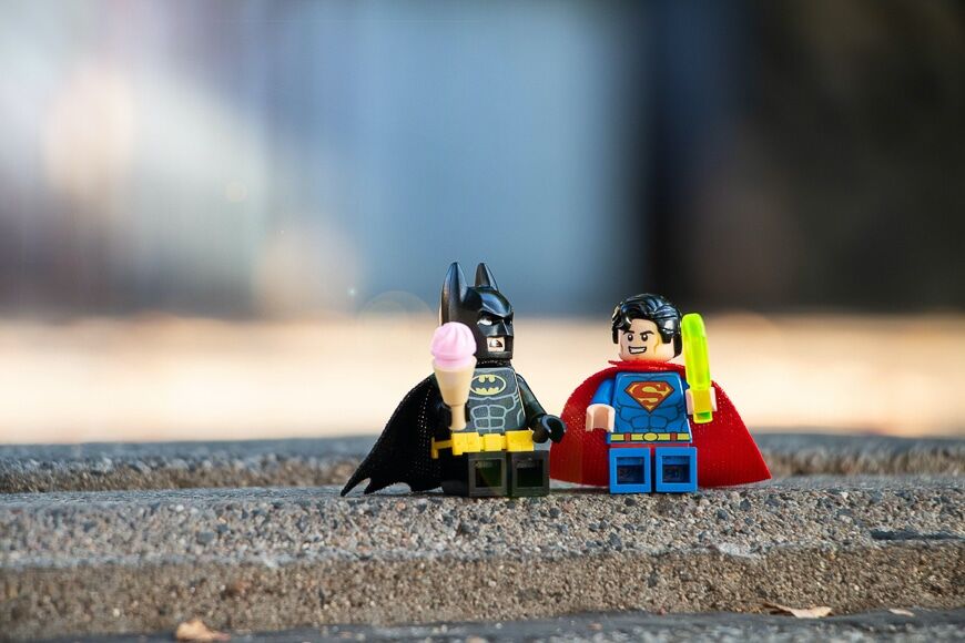 Batman en superman mini figuren