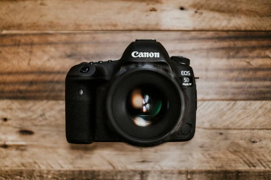 Canon camera met hoge resolutie sensor, video mogelijkheden en een scala aan functies