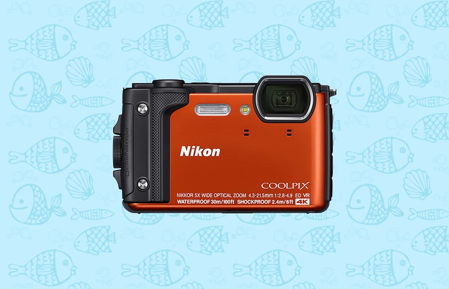 hoge videoresolutie 4k, goed zoombereik en kwaliteitssensor maken de coolpix een van de beste waterdichte camera's