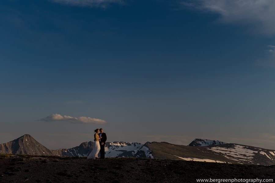 bruiloft portret in rocky mountain national park colorado