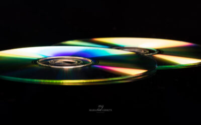 Spelen met licht en cd’tjes: een prachtig kleurenspel (Foto & Verhaal)